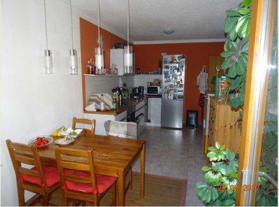 Modernisierte 2-Raum-Erdgeschosswohnung mit Balkon in Trostberg