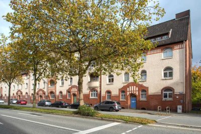 Demnächst frei-Renovierte 2 Zimmer Wohnung mit Balkon
