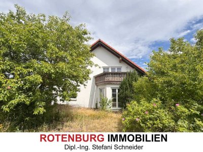 Baujahr 1997, tolle Lage, großes Grundstück, Blick ins Grüne – Pflegebedarf!