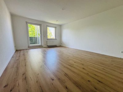 Helle und moderne 3-Zimmer-Wohnung mit großzügigem Balkon