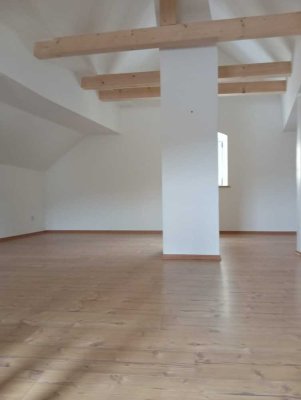 4 Zi, Küche Bad, ca 100 qm in Breitenbrunn