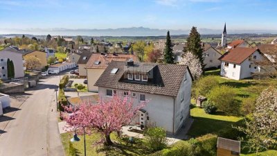 Platz für all Ihre Träume – Teilsaniertes Wohnhaus mit drei Einheiten im schönen Markdorf