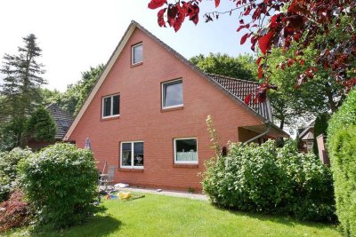 Prisdorf - attrakt. 2-Familienhaus wie Doppelhaushälften mit Vollkeller und ausgebautem Spitzboden
