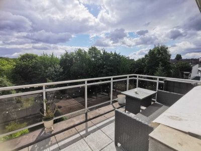 Helle 2,5-Zimmer-Wohnung mit Balkon und Weitblick