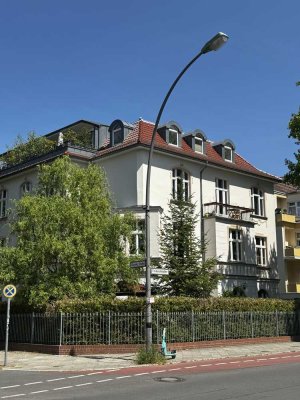 Vermietete 3,5 Zimmerwohnung in wunderschönem Altbau! Beste Lage Lichterfelde-West