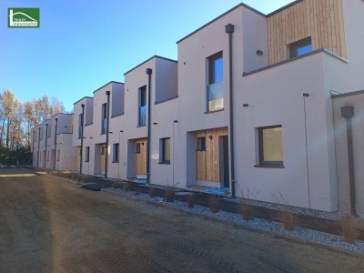 Provisionsfreies Reihenhaus inklusive Photovoltaikanlage &amp; 2 KFZ-Abstellplätzen!