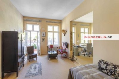 IMMOBERLIN.DE - Feine Altbauwohnung mit ruhigem Balkon! Wohnrecht für 85-jährige Eigentümerin