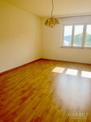 Diese Wohnung möchte mit neuem Leben erfüllt werden!
