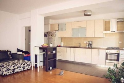 Exklusive, gepflegte 1,5-Raum-Wohnung mit Balkon und Einbauküche in Kirchdorf an der Iller