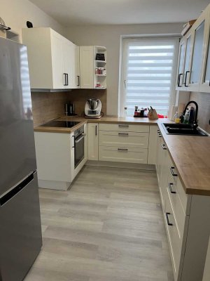 Hochwertige 4-Zimmer-Wohnung mit 6 Stellplätzen in Lüdenscheid
