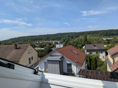 Kernsanierte 4,5-Zimmer-Doppelhaushälfte in Ortsrandlage *ERSTBEZUG*