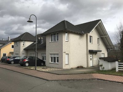 4 Zi fast neu renoviert Alfter Ort 1 OG plus Studio im DG