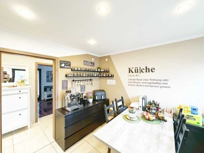 3-Zimmer-Wohnung mit Einbauküche und Balkon – Garage bei Bedarf - kurzfristig verfügbar!