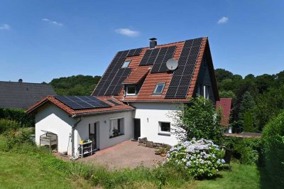 Ganz entspannt :) Freistehendes, bezugsklares Einfamilienhaus mit Urlaubsflair in Heiligenhaus