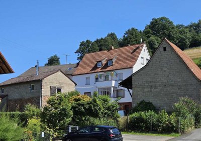 Geräumiges Anwesen mit Nebengebäude und Scheune im Spessart /Mespelbrunn OHNE MAKLER