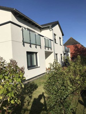 Stilvolle, geräumige und neuwertige 2-Zimmer-Wohnung mit Balkon und Einbauküche in Braunschweig
