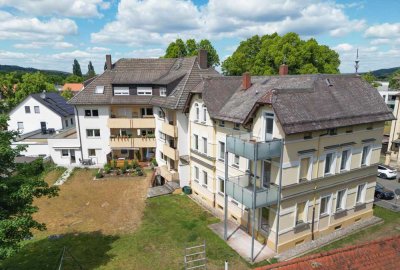 Helle und freundliche 3-Zimmer-Dachgeschoss-Wohnung in der Forchheimer Innenstadt - gleich am Stadtp