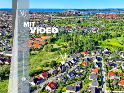 EFH zentrumsnah in Stralsund // Sauna, Garten mit Koiteich, Garage // Gepflegte Nachbarschaft
