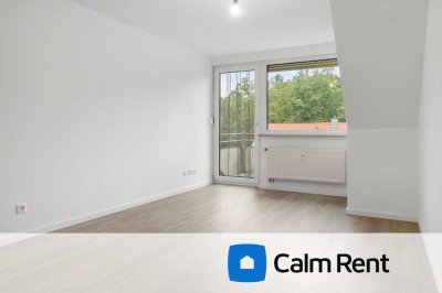 Renoviert & bezugsfrei – 2-Zi. DG-Wohnung mit Balkon in Fürth