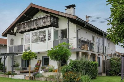 Charmante 4-Zi.-Wohnung mit Balkon, großem Garten & Bergblick – Gepflegtes Wohnen in toller Lage!