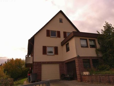 Freistehendes- Ein/Zweifamilienhaus mit attraktivem Grundstück in Randlage von Adelsheim!