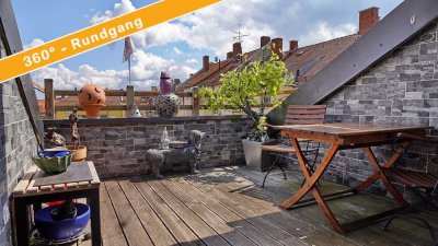 Ruhige Stadtoase: Stilvolle DG-Wohnung mit Loggia und moderner Küche