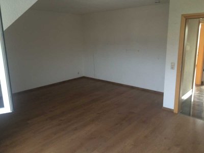 Attraktive und sanierte 4-Zimmer-Dachgeschosswohnung mit gehobener Innenausstattung in Koblenz