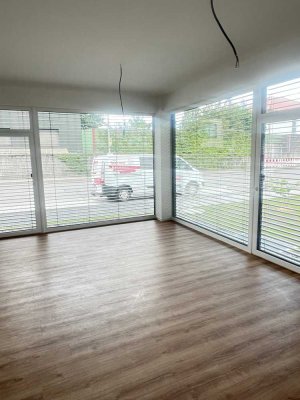 Erstbezug! 3,5 -Gartenwohnung in Toplage: Barrierefrei, EBK und hochwertige Austattung !