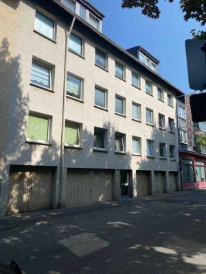Schnuckelige 2- Zi.-DG-Whg, ca. 53 m² mit Garage!!