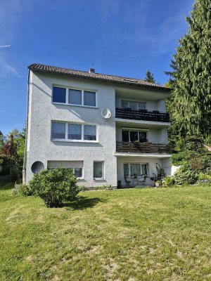 Solide Kapitalanlage mit Potenzial – Mehrfamilienhaus mit 3 Wohneinheiten und ausbaufähigem Dachgesc