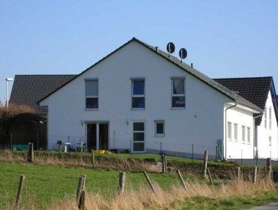 Gepflegte 5-Zimmer-Doppelhaushälfte in Weilmünster Dietenhausen