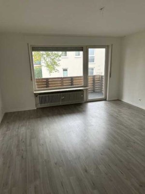Single Wohnung /  2 - Zimmer Wohnung EG
