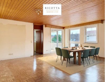 Bezugsfreie 4-Zimmer Etagenwohnung mit sonnigem, überdachtem Balkon