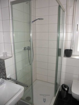 Möblierte 2-Zimmer Wohnung mit Balkon und TG-Stellplatz in zentraler Lage