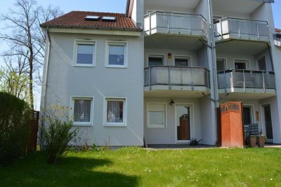 Wohnung mit Terrasse, Garten und Stellplatz
