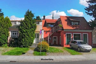 4-Zimmer-Wohnung mit Loggia - provisionsfrei
