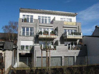 2 Zimmer Wohnung mit Balkon und Einbauküche