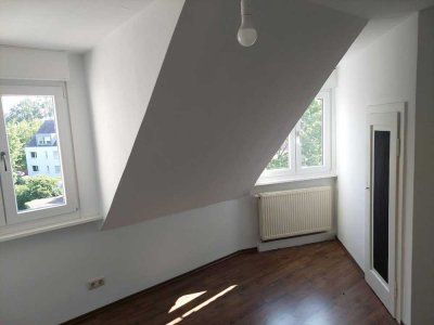 Helle 2-Zimmer-Wohnung in Frankfurt Praunheim