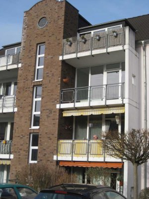 Helle 3-Zimmer-Wohnung mit Balkon im 2. OG in Bonn-Lengsdorf