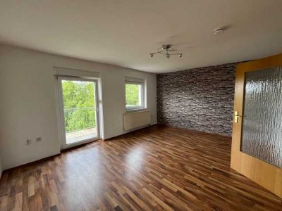 Schicke 3-Raum Wohnung mit Balkon und Stellplatz