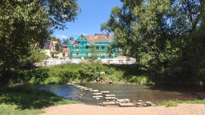 Neubau zweier  EFH mit Flußblick