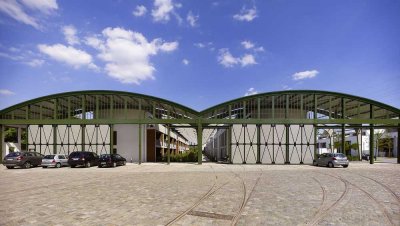 Licht. Raum. Charakter. 
Exklusive Gartenwohnung im stilvollen Industrie-Denkmal