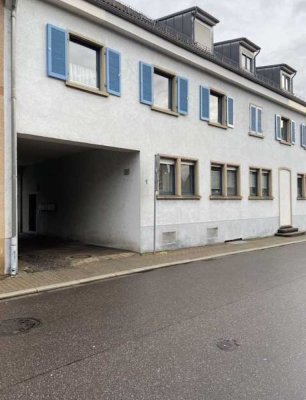 Attraktive 3-Zimmer-Wohnung mit Galerie, Tageslichtbad und Stellplatz in Stutensee-Staffort