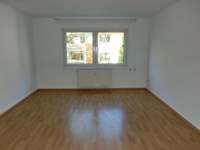 Helle 2-Zimmer-Wohnung mit Wohnküche!