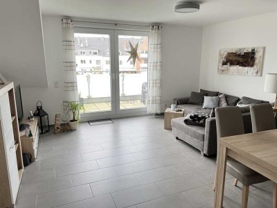 Große, moderne 3-Zimmer-Wohnung mit West-Balkon und Tiefgarage