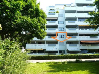 Charmante 2,5-Etagen-Wohnung + 2 Loggias INKLUSIVE Außenstellplatz + TG-Stellplatz!
