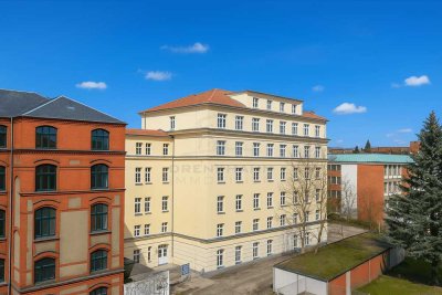 Sanierte 2-Zimmerwohnung neben dem Schweriner Hauptbahnhof (ca. 50m) - Vollbad, Balkon