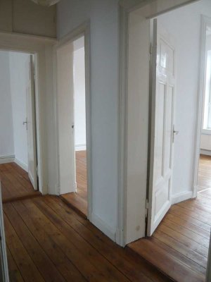 Sonnige 2,5-Zimmer Altbauwohnung im Stadtzentrum