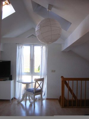 Provisionsfrei! 3,5-Zimmer Wohnung auf 2 Etagen in Neu-Esting!