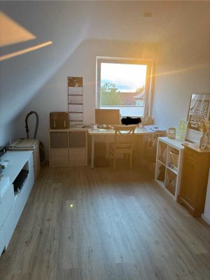 Schöne 3-Zimmer-Wohnung mit geh. Innenausstattung,